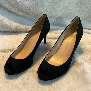 Woman’s Liz Claiborne Black Heels